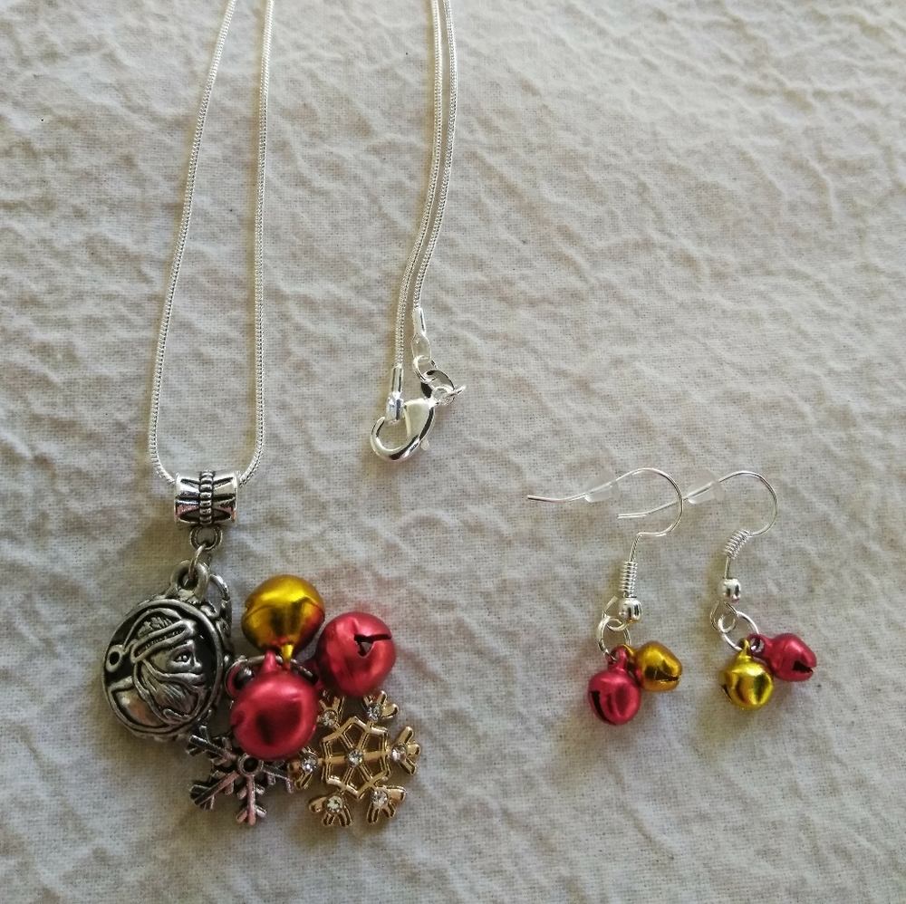 Holiday Jewelry Set